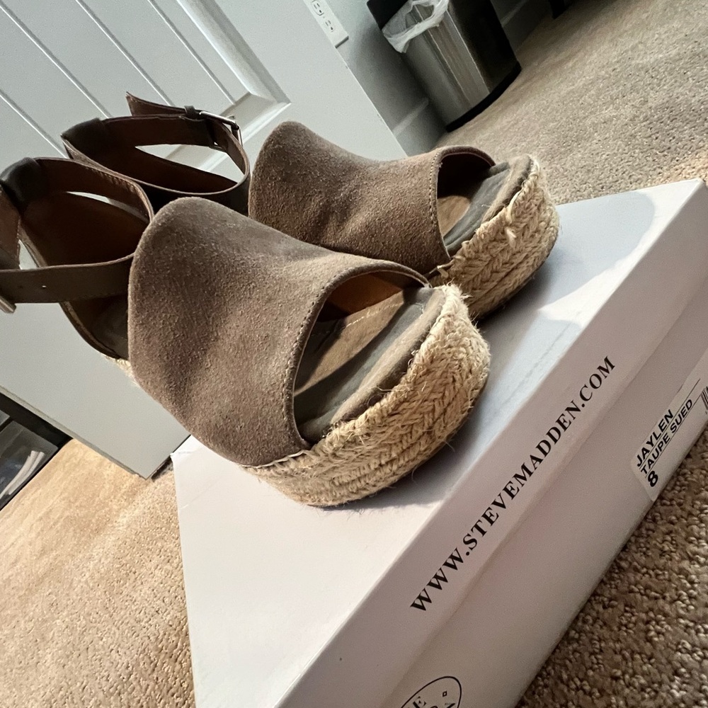 Steve Madden Tan Espadrille wedge Platform Shoes 8